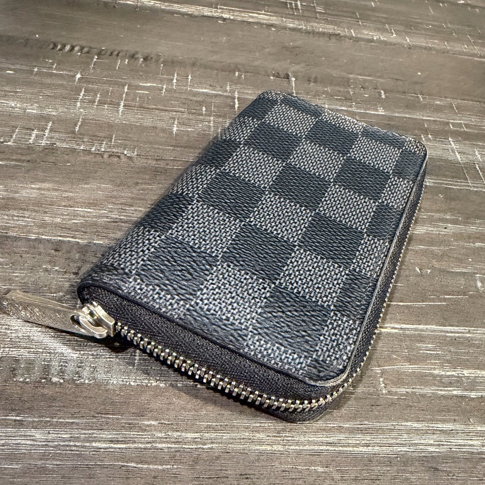 Louis Vuitton Damier Graphite Zip Around Card Case Wallet - Black/Gray